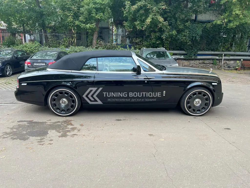 Rolls Royce Phantom на 22" кованых дисках нашего производства фото 1